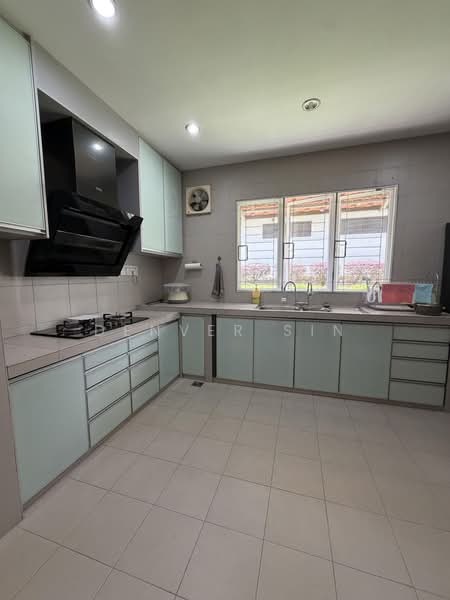 Semi-Detached House for Sale in Taman Bukit Segar (Cheras) - Denver Sin - Kitchen - PropertyGuru.com.my