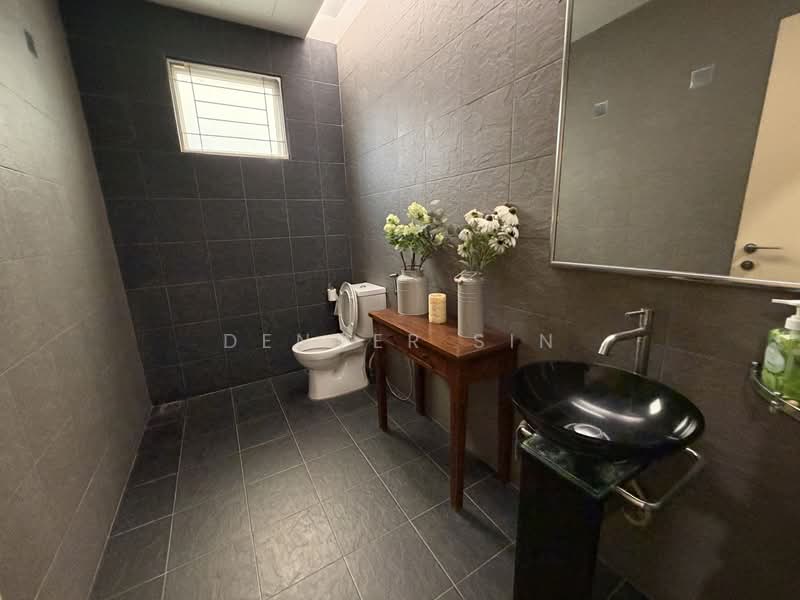 Semi-Detached House for Sale in Taman Bukit Segar (Cheras) - Denver Sin - Bathroom - PropertyGuru.com.my