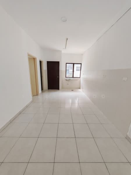 2-storey Terraced House for Sale in M Residence 2 (Rawang) - Evelyn Khoo - Kitchen - PropertyGuru.com.my
