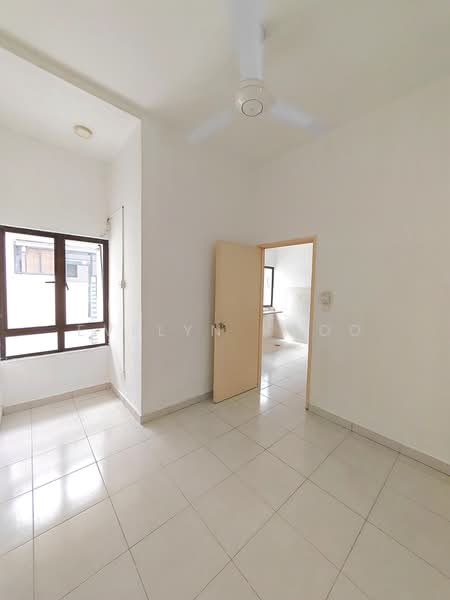 2-storey Terraced House for Sale in M Residence 2 (Rawang) - Evelyn Khoo - Room - PropertyGuru.com.my