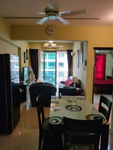 Servis Apartment untuk Dijual di D'Alamanda - Ricky Ng - Living Room - PropertyGuru.com.my