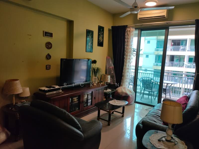 Servis Apartment untuk Dijual di D'Alamanda - Ricky Ng - Living Room - PropertyGuru.com.my