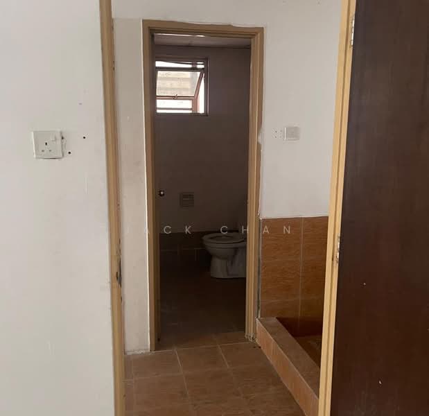 Shop / Office for Rent in Pju 5 (Kota Damansara) - Jack Chan - Bathroom - PropertyGuru.com.my