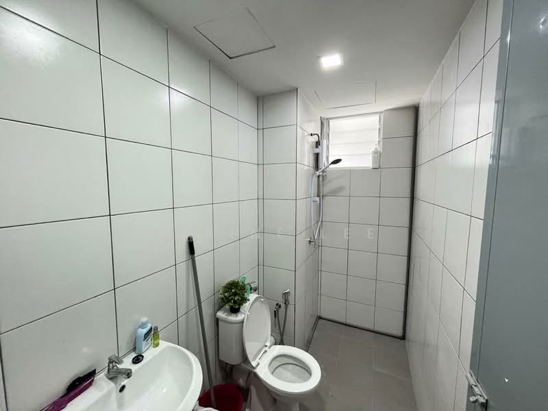 Servis Apartment untuk Disewa di The Stone - Elaine Lee - Bathroom - PropertyGuru.com.my