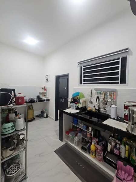 Rumah Teres untuk Dijual di Taman Sri Skudai (Skudai) - Benjamin Ong - Kitchen - PropertyGuru.com.my
