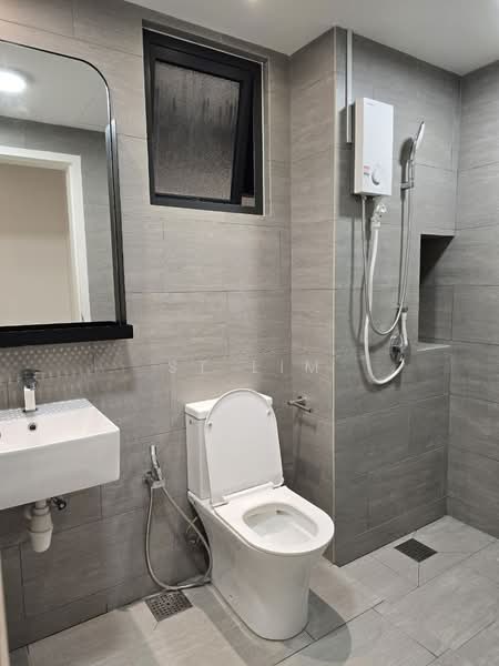 Condominium for Rent at D'Terra Residences - ST Lim - Bathroom - PropertyGuru.com.my