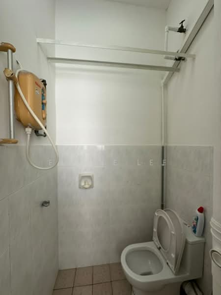 Apartment for Sale at Kingfisher Series - Elaine Lee - Bathroom - PropertyGuru.com.my