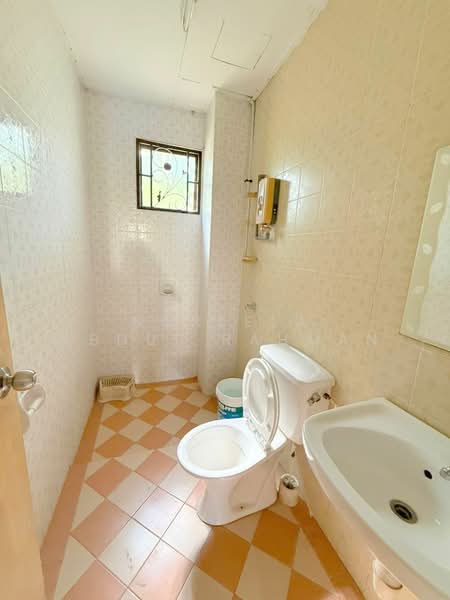 Semi-Detached House for Rent in Nilai (Negeri Sembilan) - Norlela Abdul Rahman - Bathroom - PropertyGuru.com.my