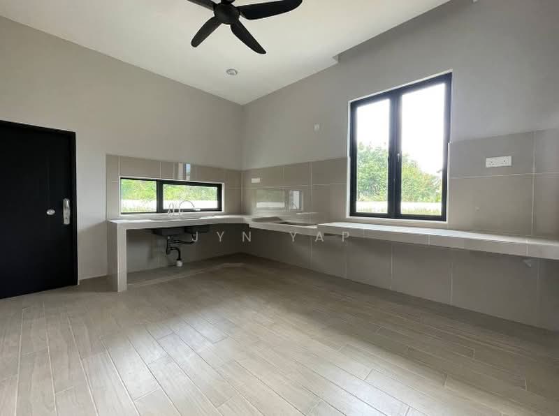 Rumah Banglo untuk Disewa di Kuantan (Pahang) - Jyn Yap - Kitchen - PropertyGuru.com.my