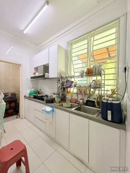 3-storey Terraced House for Sale in Shah Alam (Selangor) - Ryan . - Kitchen - PropertyGuru.com.my