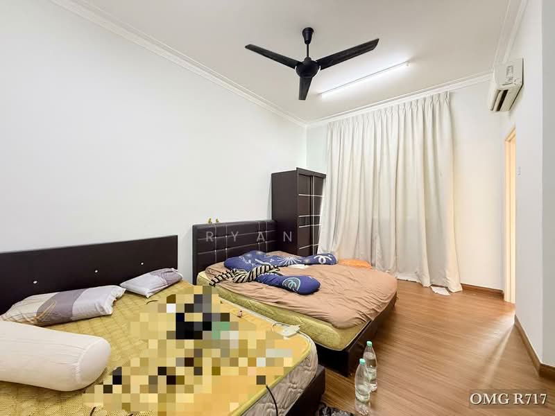 3-storey Terraced House for Sale in Shah Alam (Selangor) - Ryan . - Bedroom - PropertyGuru.com.my