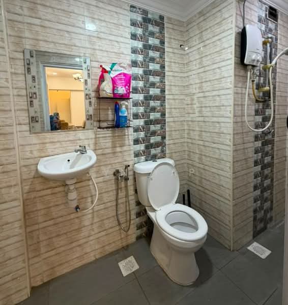 Condominium for Rent at Kuantan Tembeling Resort - Jyn Yap - Bathroom - PropertyGuru.com.my
