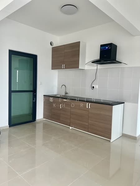Condominium for Rent at IDEAL VENICE RESIDENCY - Josephine Khor - Kitchen - PropertyGuru.com.my