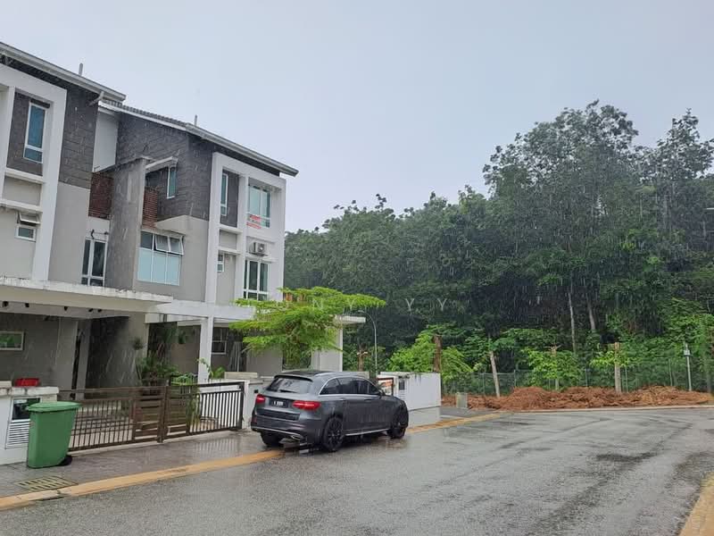 3-storey Terraced House for Sale in Bandar Rinching (Semenyih) - Tony YY - PropertyGuru.com.my