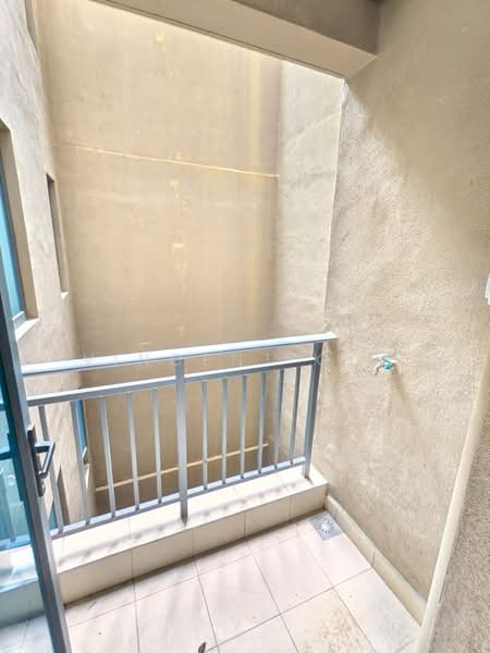 Servis Apartment untuk Dijual di Aradia Residence @ Lake City KL North - Vincent Goh - Balcony - PropertyGuru.com.my