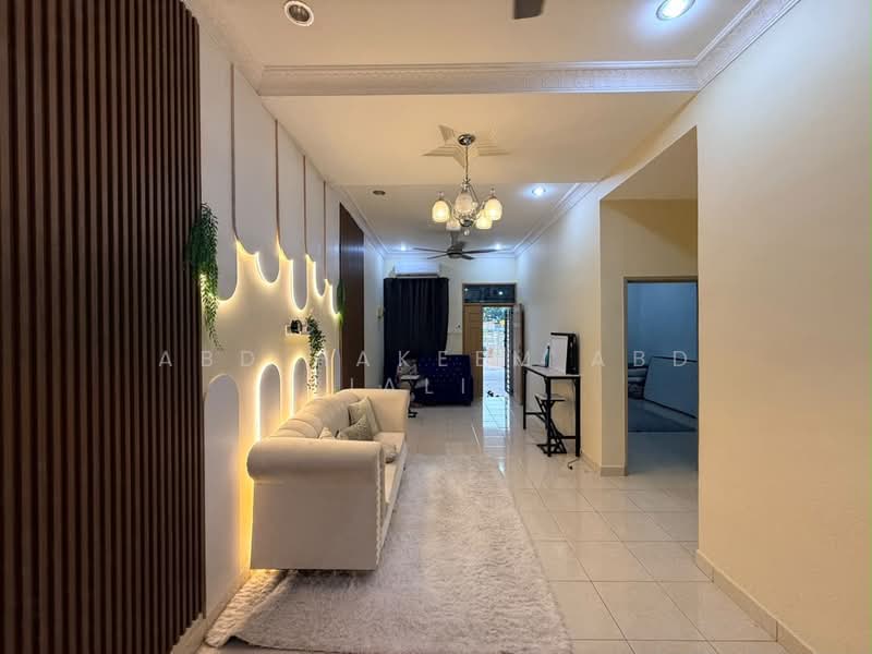 1-storey Terraced House for Sale in Taman Bestari Indah (Ulu Tiram) - Abd Hakeem Abd Jalil - PropertyGuru.com.my