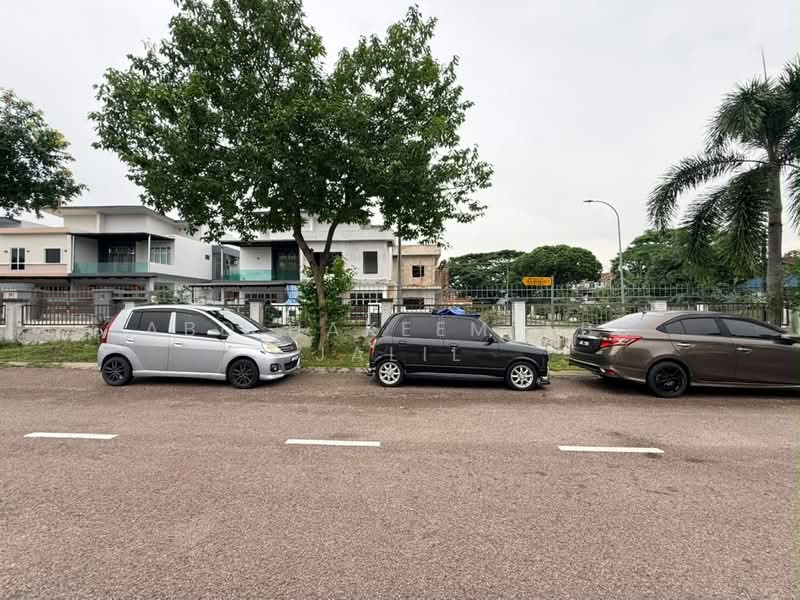 1-storey Terraced House for Sale in Taman Bestari Indah (Ulu Tiram) - Abd Hakeem Abd Jalil - PropertyGuru.com.my