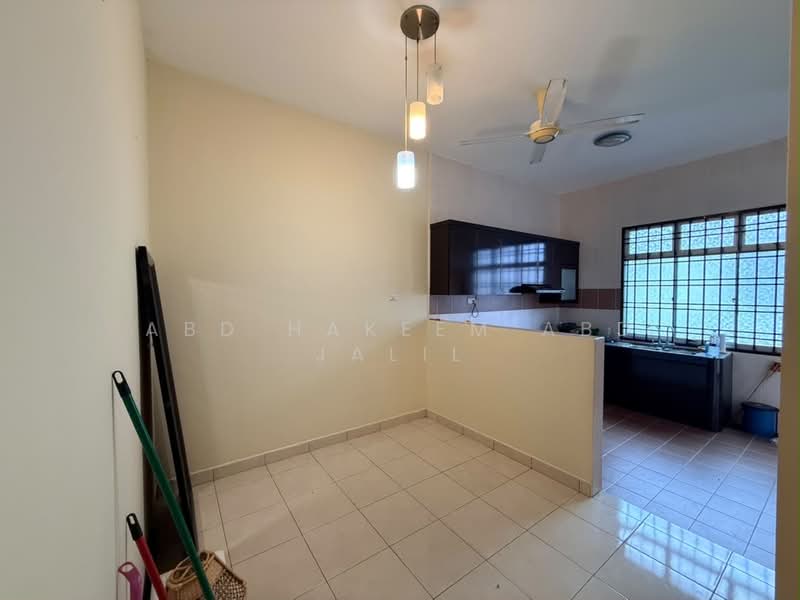 1-storey Terraced House for Sale in Taman Bestari Indah (Ulu Tiram) - Abd Hakeem Abd Jalil - PropertyGuru.com.my
