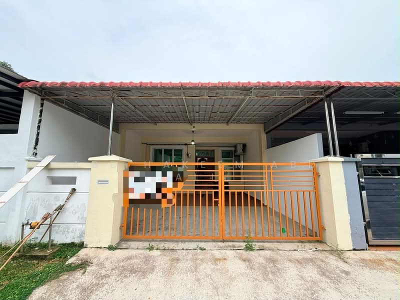 1-storey Terraced House for Sale in Taman Bestari Indah (Ulu Tiram) - Abd Hakeem Abd Jalil - PropertyGuru.com.my