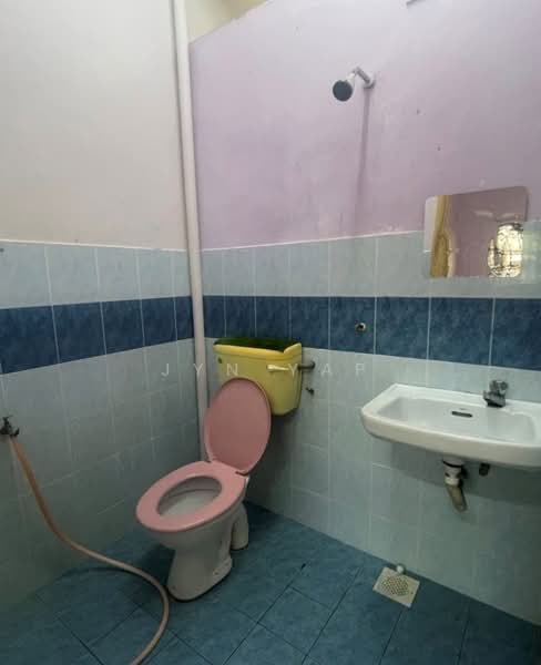 Rumah Teres 1 Tingkat untuk Disewa di Kuantan (Pahang) - Jyn Yap - Bathroom - PropertyGuru.com.my