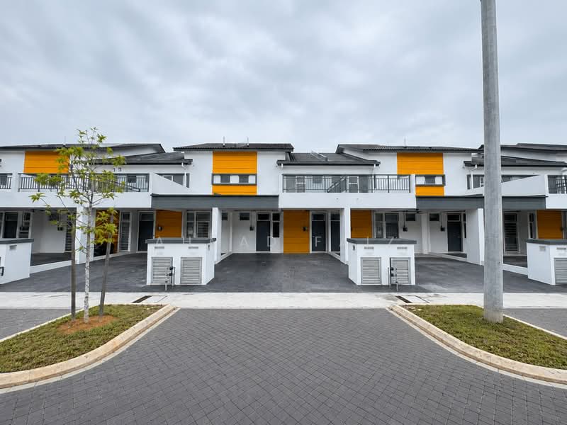 Townhouse for Rent in Dengkil (Selangor) - Ahmad Faiz - Exterior - PropertyGuru.com.my