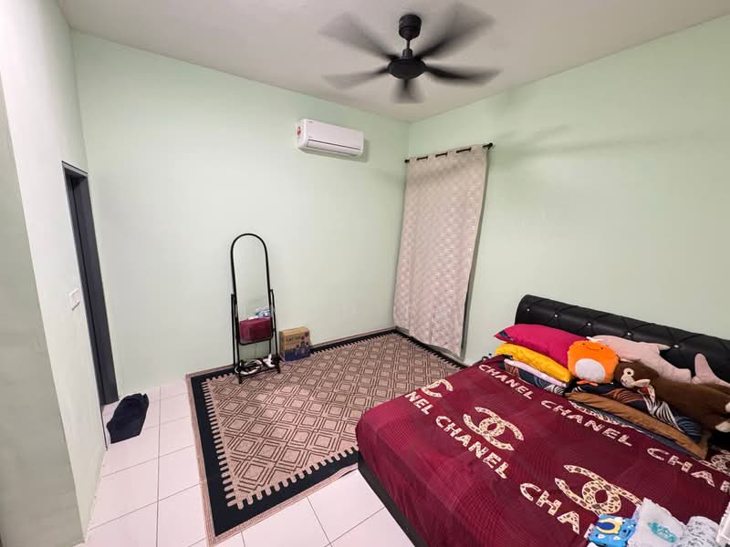 Townhouse for Rent in Dengkil (Selangor) - Ahmad Faiz - Bedroom - PropertyGuru.com.my