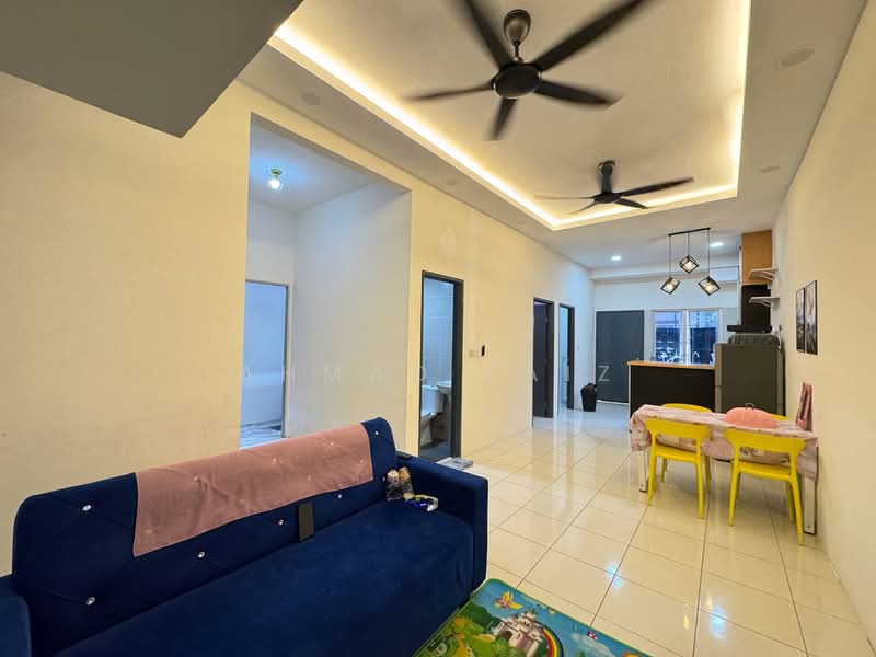Townhouse for Rent in Dengkil (Selangor) - Ahmad Faiz - Living Room - PropertyGuru.com.my