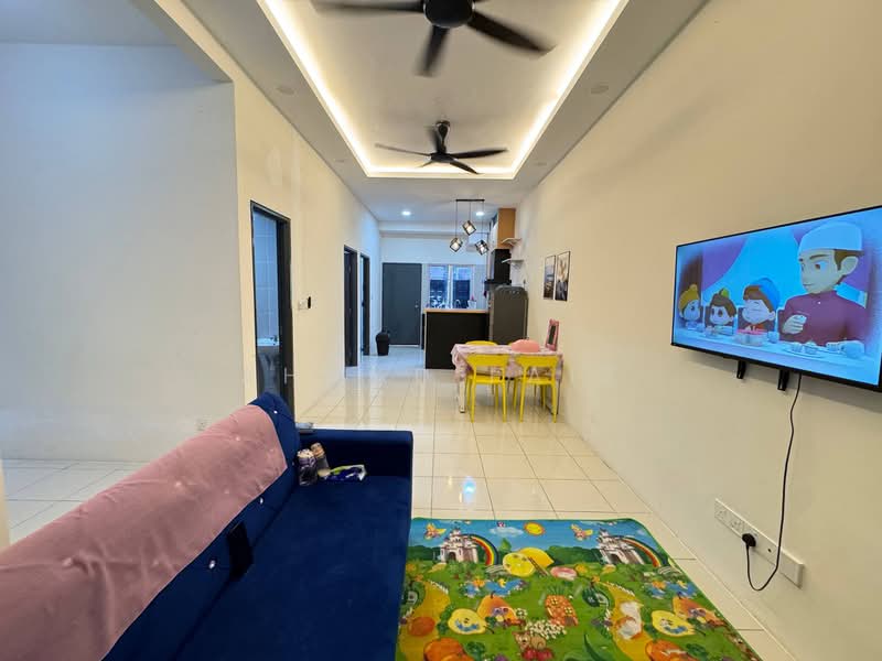 Townhouse for Rent in Dengkil (Selangor) - Ahmad Faiz - Living Room - PropertyGuru.com.my