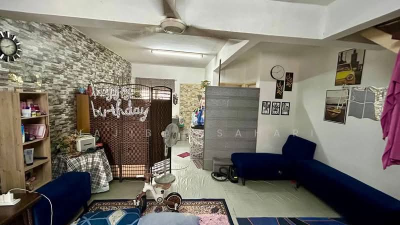 Rumah Teres 2 Tingkat untuk Dijual di Taman Tasik Semenyih (Semenyih) - Najibah Sahari - PropertyGuru.com.my