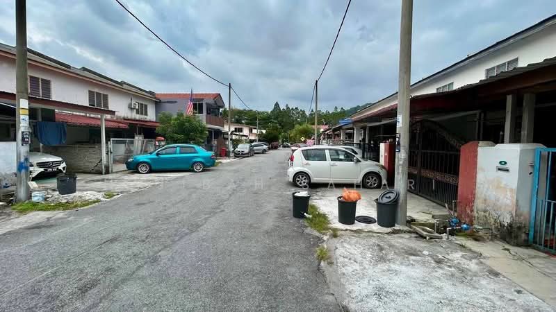 Rumah Teres 2 Tingkat untuk Dijual di Taman Tasik Semenyih (Semenyih) - Najibah Sahari - PropertyGuru.com.my