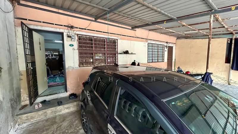 Rumah Teres 2 Tingkat untuk Dijual di Taman Tasik Semenyih (Semenyih) - Najibah Sahari - PropertyGuru.com.my
