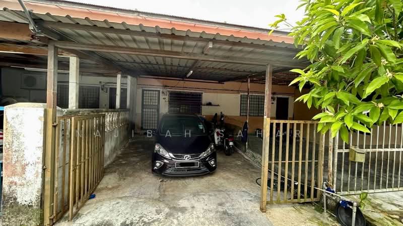 Rumah Teres 2 Tingkat untuk Dijual di Taman Tasik Semenyih (Semenyih) - Najibah Sahari - PropertyGuru.com.my