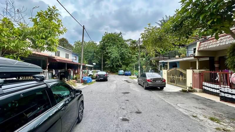 Rumah Teres 2 Tingkat untuk Dijual di Taman Tasik Semenyih (Semenyih) - Najibah Sahari - PropertyGuru.com.my