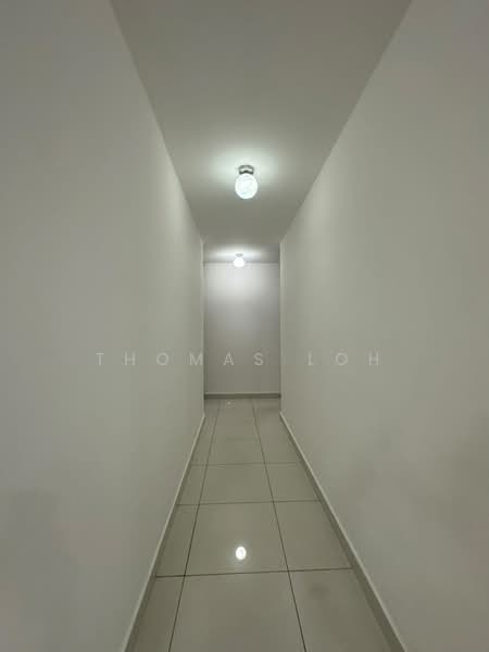 Servis Apartment untuk Disewa di Isola - Thomas Loh - Corridor - PropertyGuru.com.my