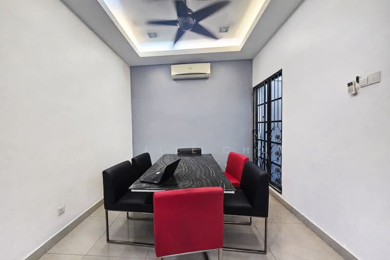2-storey Terraced House for Sale in Putra Heights (Subang Jaya) - Nobeille Chung - Dining Room - PropertyGuru.com.my
