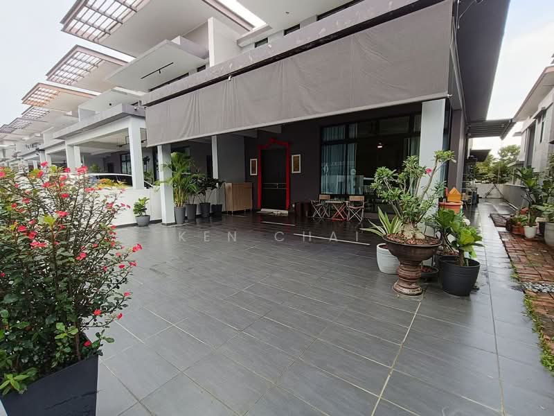 2-storey Terraced House for Sale in Taman Mount Austin (Tebrau) - Ken Chai - PropertyGuru.com.my