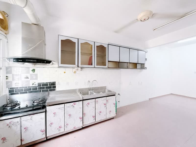 Rumah Teres 2 Tingkat untuk Dijual di Taman Kerian Permai (Parit Buntar) - Darren Cham - Kitchen - PropertyGuru.com.my