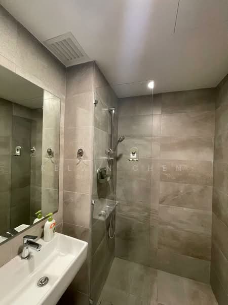 Servis Apartment untuk Disewa di Henna Residence  @ The Quartz WM - Kelvin Chen - Bathroom - PropertyGuru.com.my