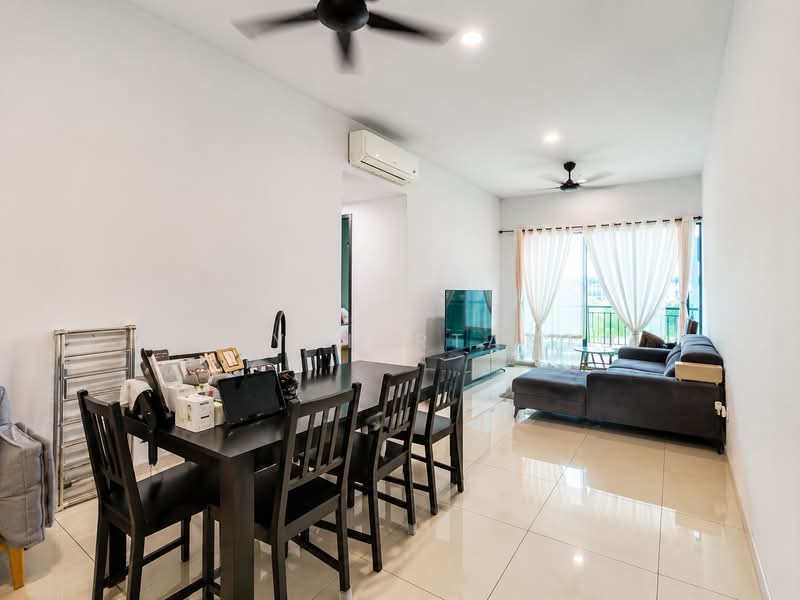 Condominium for Sale at The Valley Residences @ SkySierra - Rudy Hartanto - Living Room - PropertyGuru.com.my