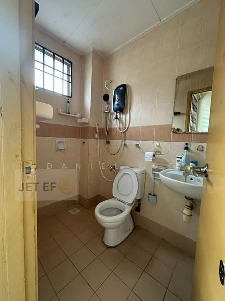 Rumah Teres 2-Tingkat untuk Dijual di Bandar Bukit Tinggi 2 (Klang) - Daniel Kok - Bathroom - PropertyGuru.com.my