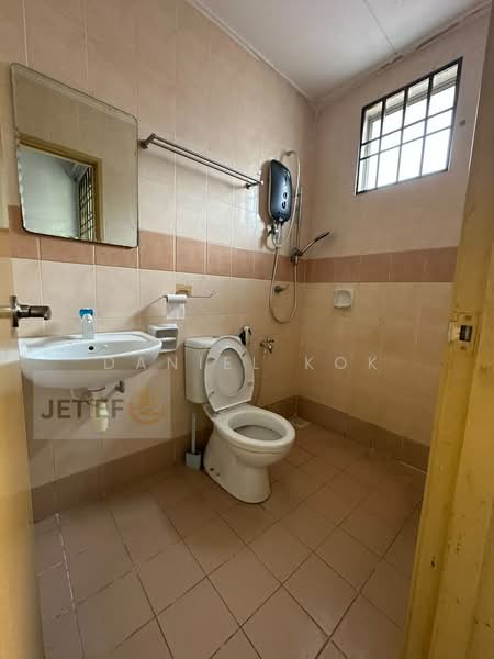 Rumah Teres 2-Tingkat untuk Dijual di Bandar Bukit Tinggi 2 (Klang) - Daniel Kok - Bathroom - PropertyGuru.com.my