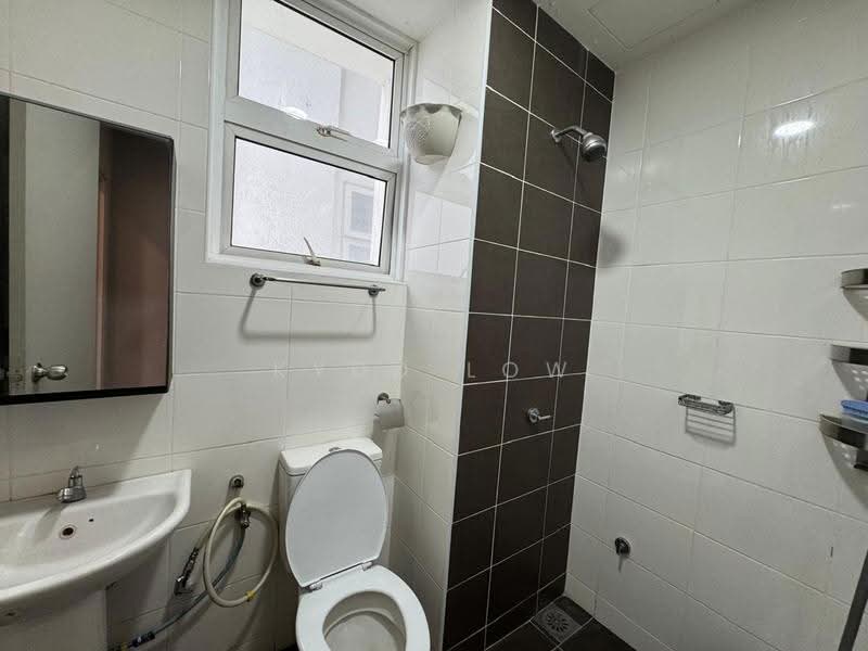 Condominium for Rent at Dwiputra Residences - Kydd Low - Bathroom - PropertyGuru.com.my