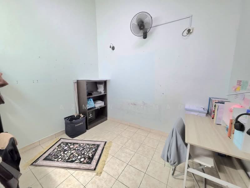 2-storey Terraced House for Sale in Bukit Jelutong (Shah Alam) - Azman Ahmad - PropertyGuru.com.my