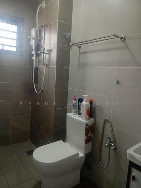 Rumah Berkembar untuk Dijual di Senawang (Negeri Sembilan) - Azrul Othman - Bathroom - PropertyGuru.com.my