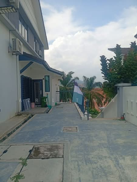 Rumah Berkembar untuk Dijual di Senawang (Negeri Sembilan) - Azrul Othman - Exterior - PropertyGuru.com.my