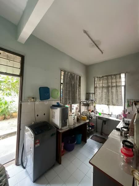 Rumah Berkembar untuk Dijual di Taman Desa Ixora (Senawang) - Azrul Othman - Kitchen - PropertyGuru.com.my