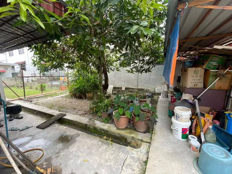Rumah Berkembar untuk Dijual di Taman Desa Ixora (Senawang) - Azrul Othman - Exterior - PropertyGuru.com.my