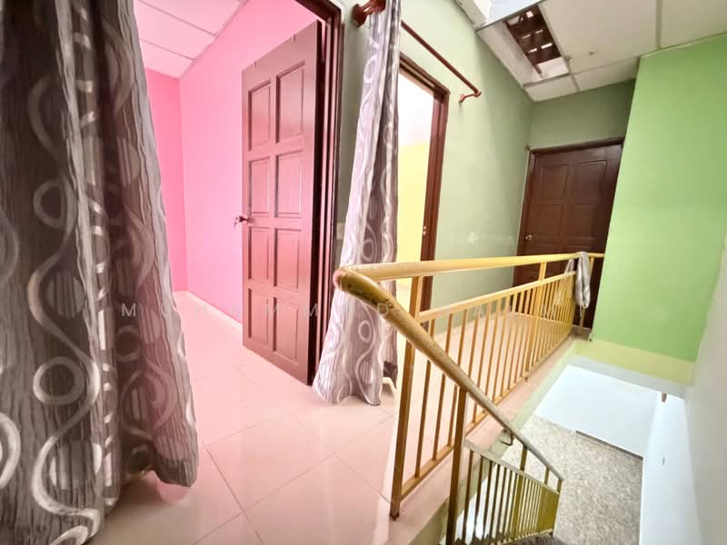Rumah Teres untuk Dijual di Kampung Darat Tok Kapor (Binjai) - Muhammad Najmi - Corridor - PropertyGuru.com.my
