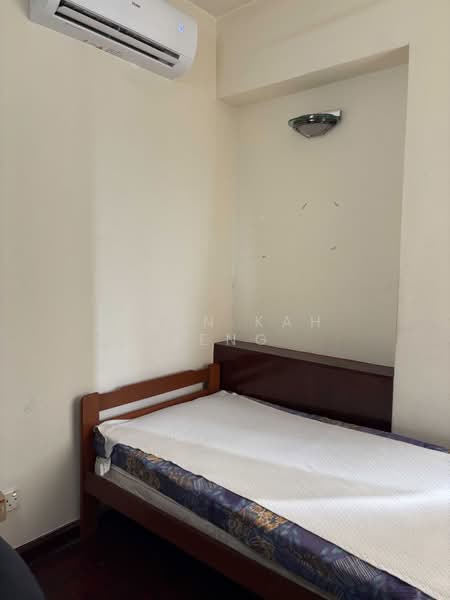 Kondominium untuk Disewa di Pantai Panorama Condominiums - Chen Kah Seng - Bedroom - PropertyGuru.com.my