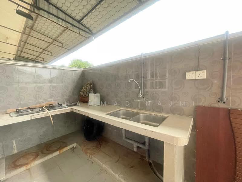 Terraced House for Sale in Kemaman (Terengganu) - Muhammad Najmi - Kitchen - PropertyGuru.com.my